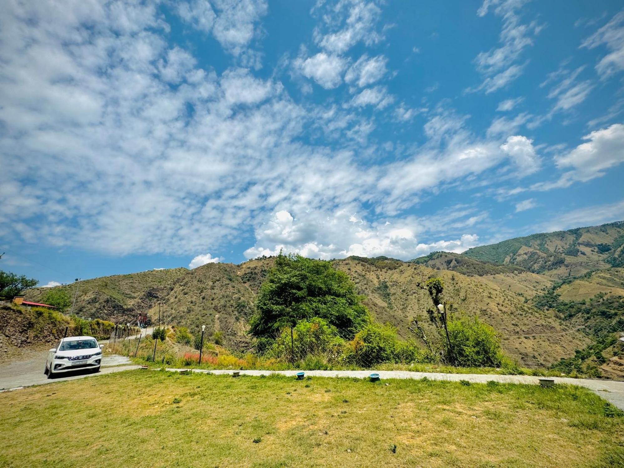 Chakrata Heights Resort Kaliana Bagian luar foto